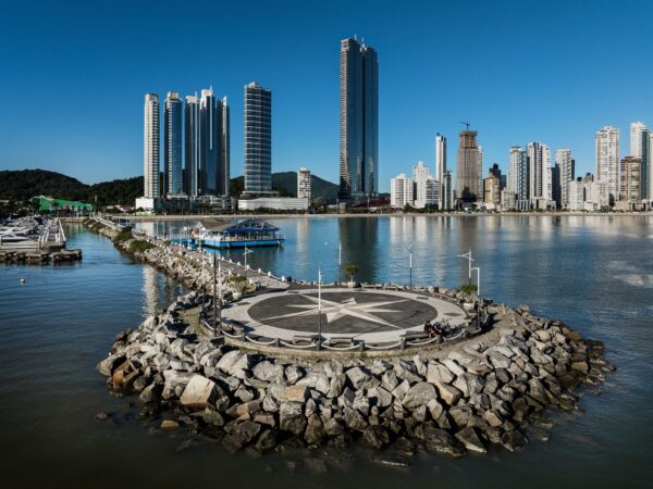 Apartamento Decorado no Yachthouse